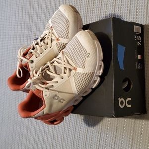 ON Cloudflyer women's size 7.5 in white/coral